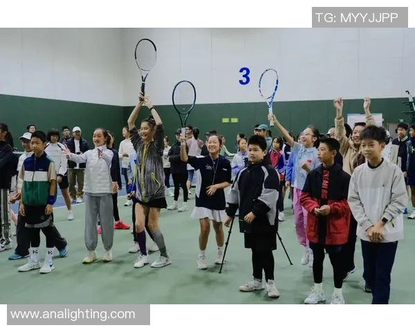 南京网球队的力量与激情:聚焦网球运动的成长与发展 南京网球队的力量与激情:聚焦网球运动的成长与发展