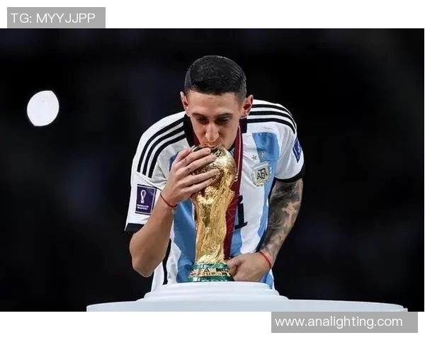 重庆网球队在世界杯预选赛中以61分稳居积分榜首位