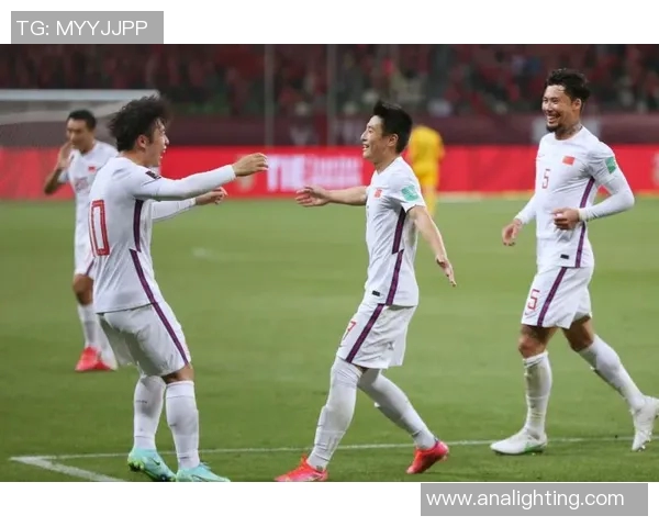 足球明星们的精彩瞬间视频集锦展现他们场上场下的魅力与风采 足球明星们的精彩瞬间视频集锦展现他们场上场下的魅力与风采